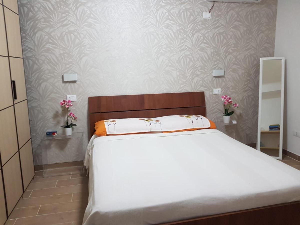 Ariosto Apartment Mondragone Exterior foto